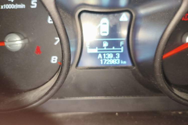 Used Haima S5 2014 1.6L Manual ZhiLe Model Odometer Close Up