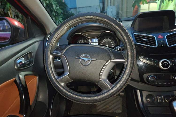 Used Haima S5 2014 1.6L Manual ZhiCheng Model Steering Wheel