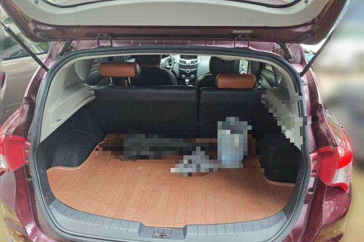 Used Haima S5 2014 1.6L Manual ZhiZun Version Trunk
