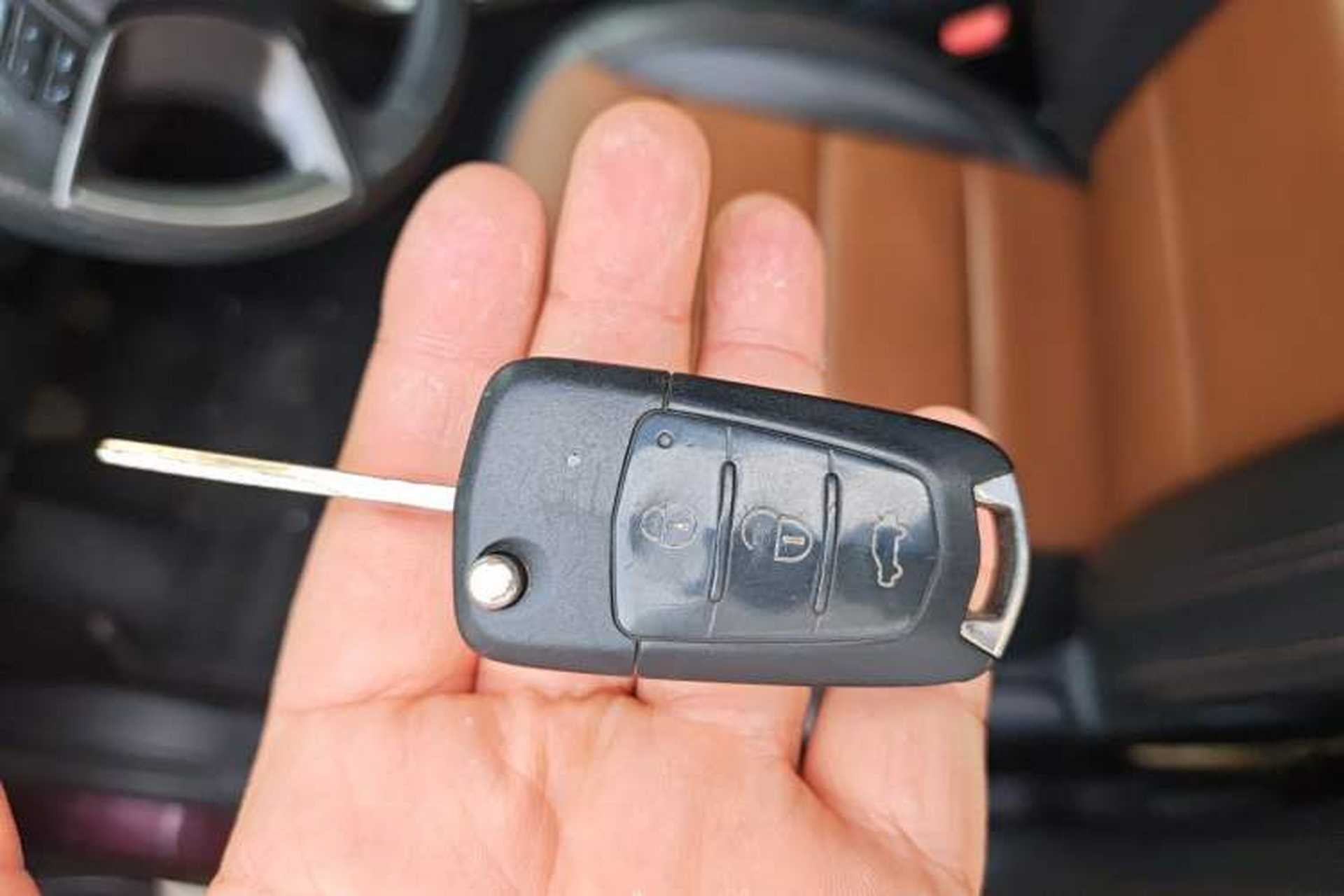 Used Haima S5 2014 1.6L Manual ZhiZun Version Vehicle Key