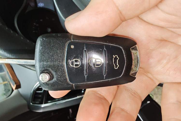 Used Haima S5 2014 1.6L Manual ZhiZun Version Vehicle Key