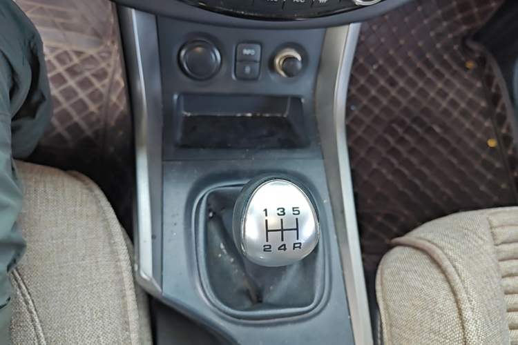 Used Haima S5 2014 1.6L Manual ZhiCheng Model Gear Lever
