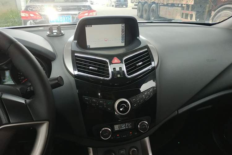 Used Haima S5 2014 1.6L Manual ZhiCheng Model Audio And AC Panel