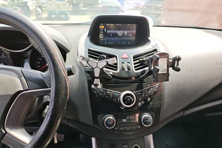 Used Haima S5 2014 1.6L Manual ZhiZun Version Audio And AC Panel