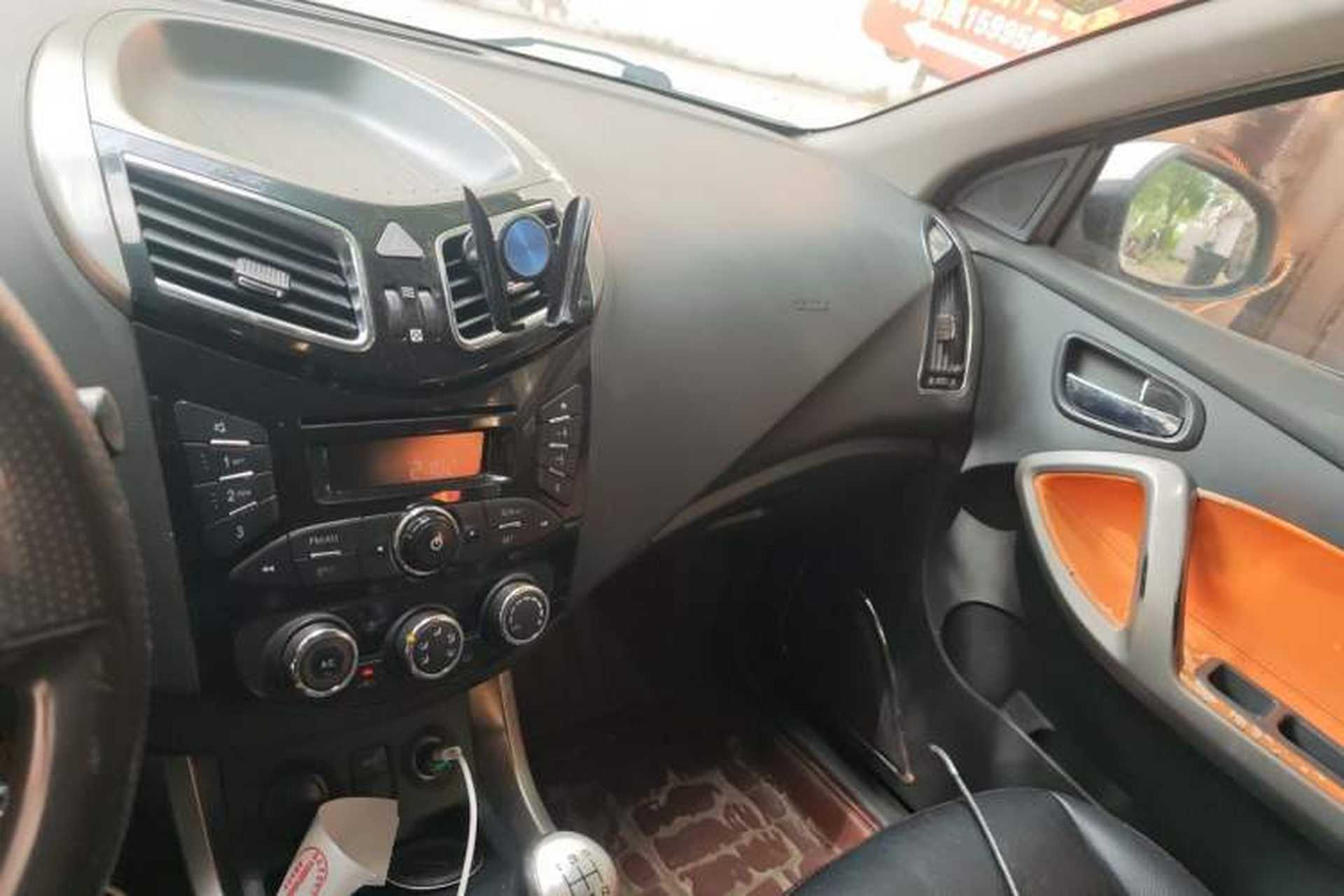 Used Haima S5 2014 1.6L Manual ZhiLe Model Audio And AC Panel