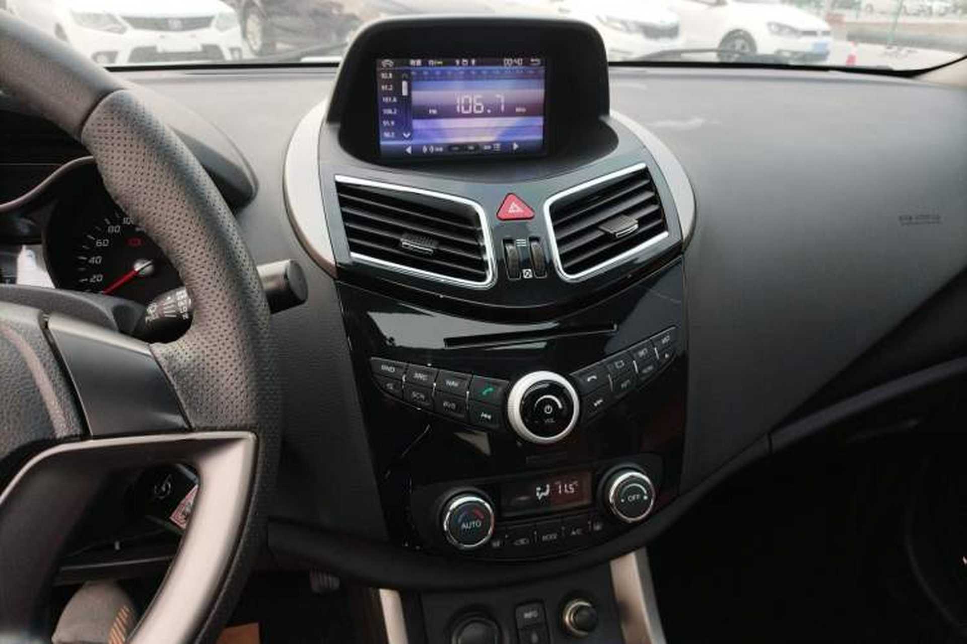 Used Haima S5 2014 1.6L Manual ZhiZun Version Audio And AC Panel