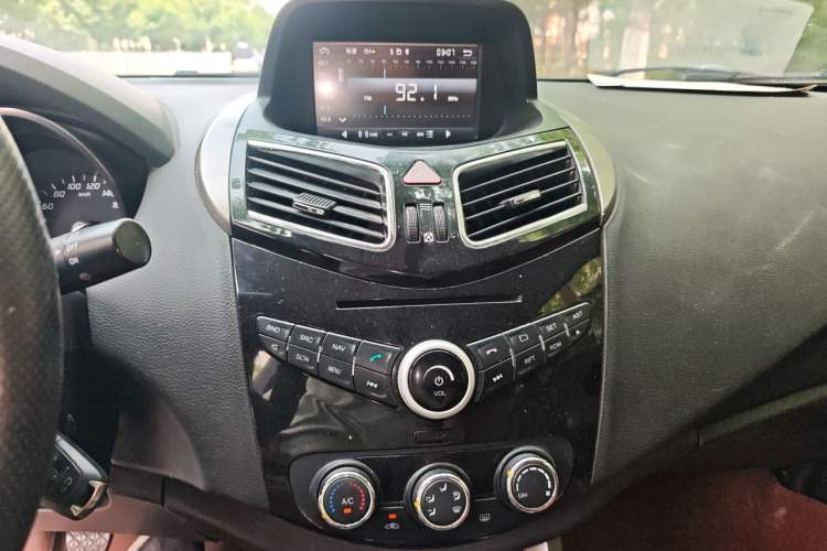 Used Haima S5 2014 1.6L Manual ZhiXuan Model Audio And AC Panel