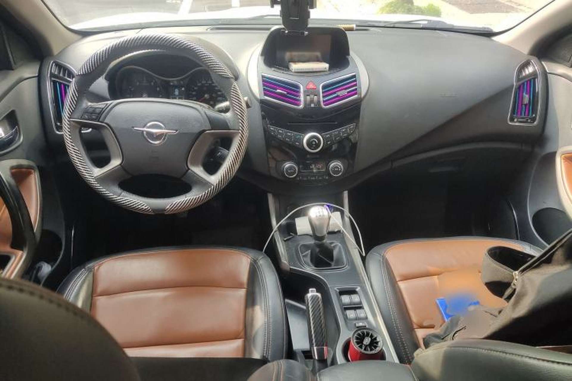 Used Haima S5 2014 1.6L Manual ZhiCheng Model Center Console