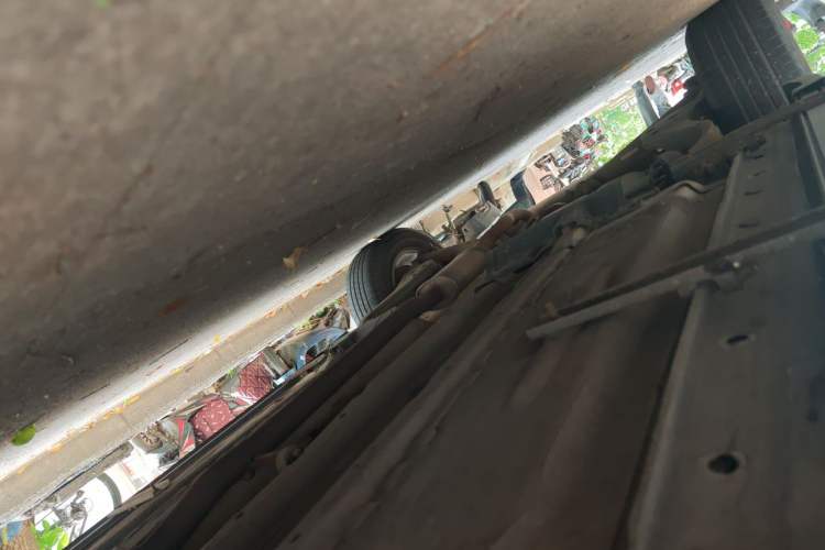 Used Haima S5 2014 1.6L Manual ZhiLe Model Chassis Front Right