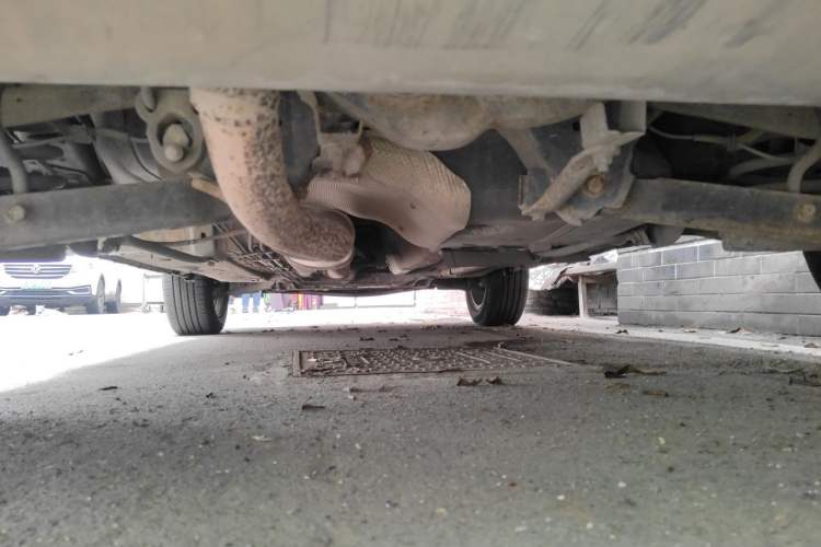 Used Haima S5 2014 1.6L Manual ZhiZun Version Chassis Rear