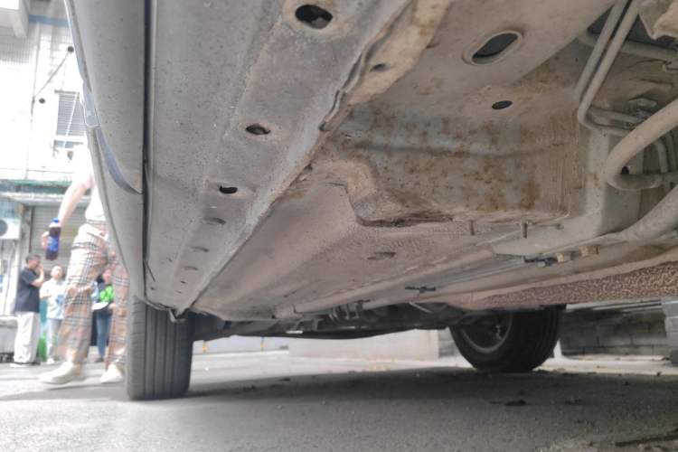 Used Haima S5 2014 1.6L Manual ZhiZun Version Chassis Rear Left