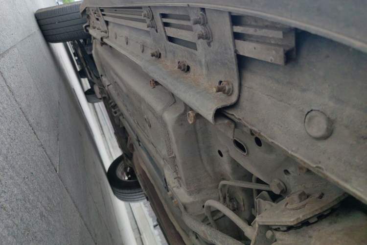 Used Haima S5 2014 1.6L Manual ZhiZun Version Chassis Rear Left