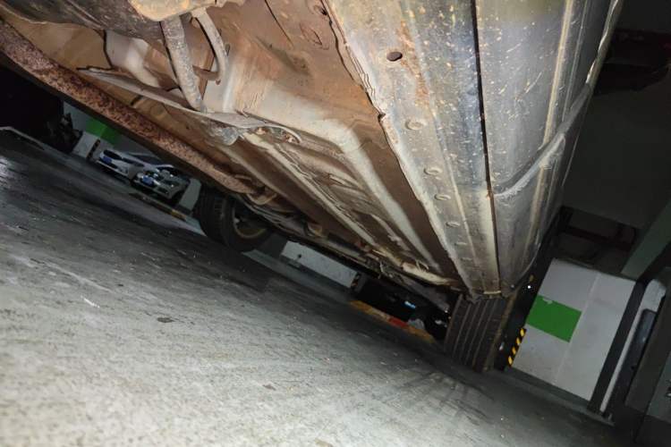Used Haima S5 2014 1.6L Manual ZhiZun Version Chassis Rear Right