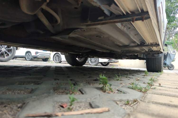 Used Haima S5 2014 1.6L Manual ZhiCheng Model Chassis Rear Right