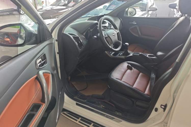 Used Haima S5 2014 1.6L Manual ZhiXuan Model Driver Seat