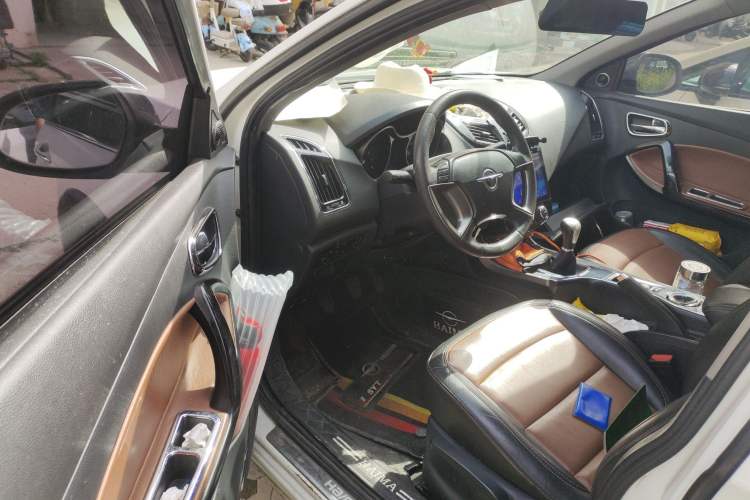 Used Haima S5 2014 1.6L Manual ZhiZun Version Driver Seat
