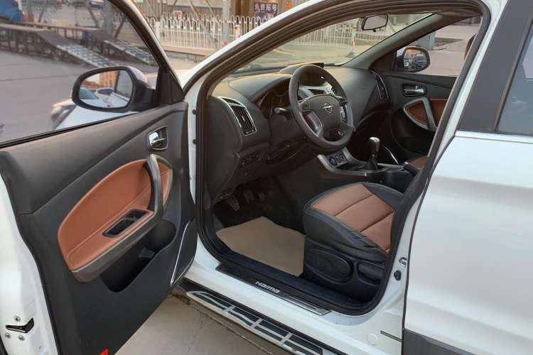 Used Haima S5 2014 1.6L Manual ZhiZun Version Driver Seat