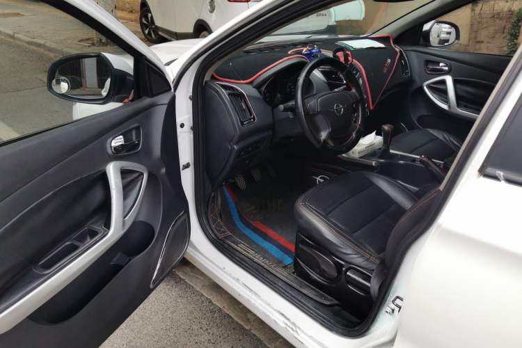 Used Haima S5 2014 1.6L Manual ZhiLe Model Driver Seat