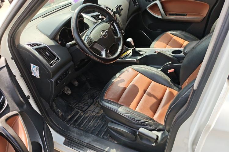 Used Haima S5 2014 1.6L Manual ZhiZun Version Driver Seat