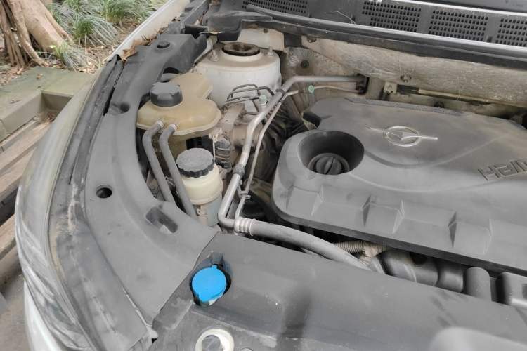Used Haima S5 2014 1.6L Manual ZhiZun Version Engine Bay Right