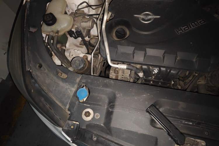 Used Haima S5 2014 1.6L Manual ZhiZun Version Engine Bay Right