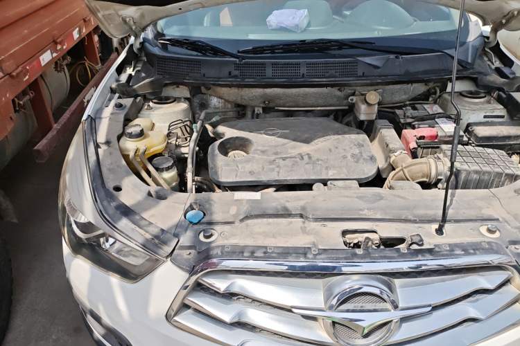 Used Haima S5 2014 1.6L Manual ZhiZun Version Engine Bay Right