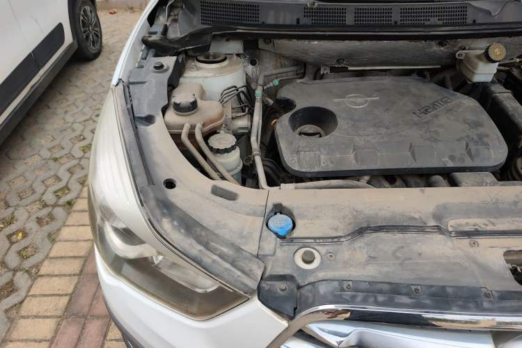 Used Haima S5 2014 1.6L Manual ZhiCheng Model Engine Bay Right