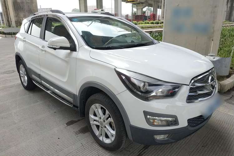 Used Haima S5 2014 1.6L Manual ZhiCheng Model Front Right 45 Deg