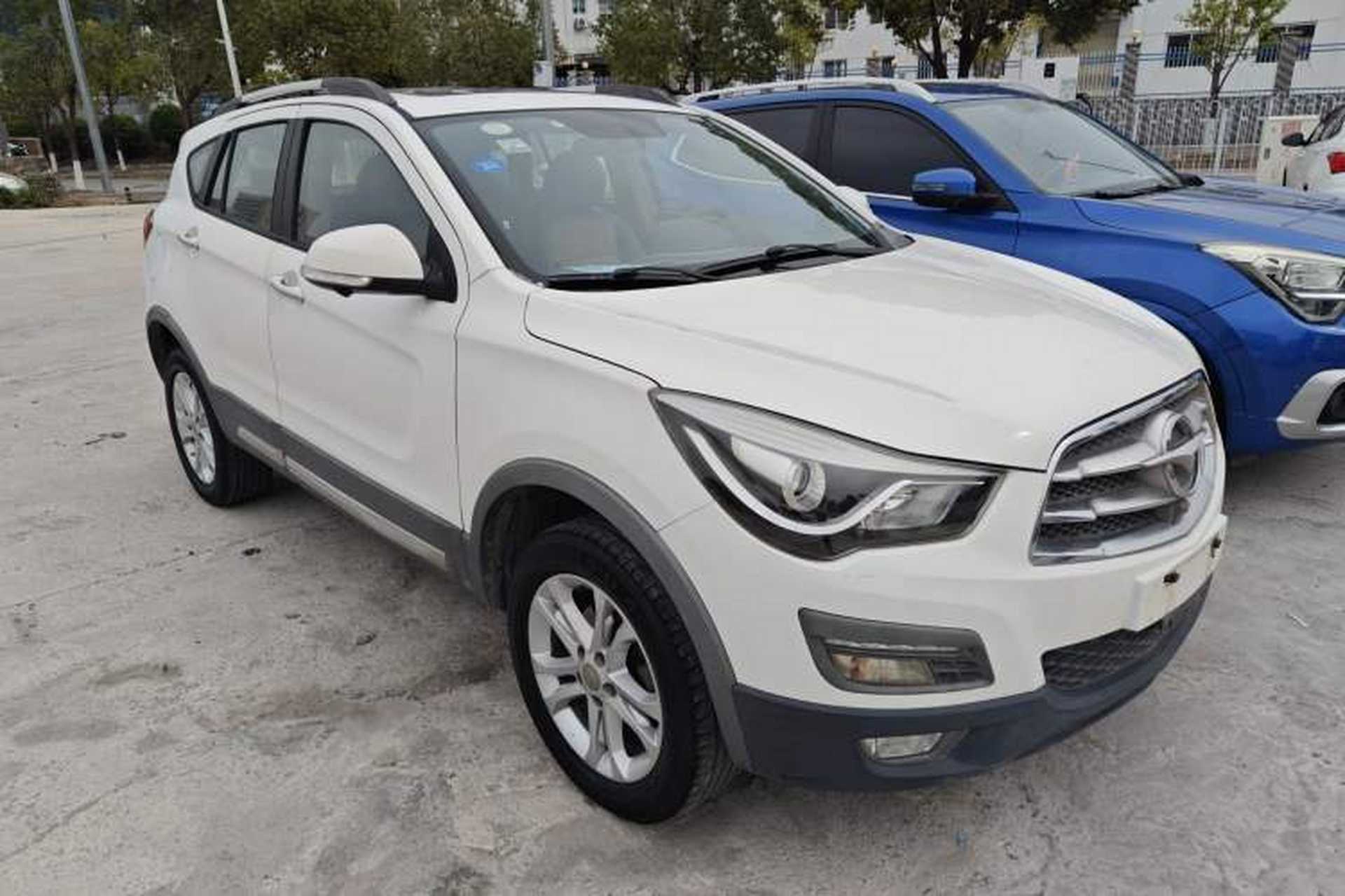 Used Haima S5 2014 1.6L Manual ZhiZun Version Front Right 45 Deg