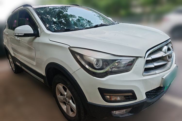 Used Haima S5 2014 1.6L Manual ZhiXuan Model Front Right 45 Deg