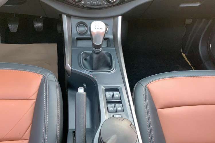 Used Haima S5 2014 1.6L Manual ZhiZun Version Gear Lever