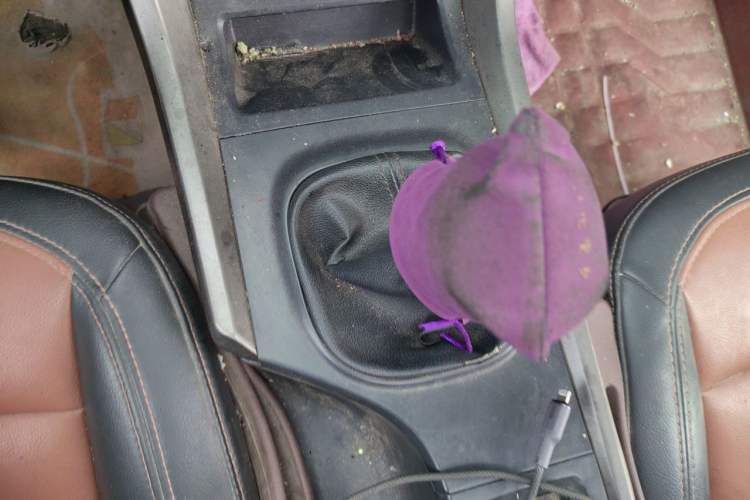 Used Haima S5 2014 1.6L Manual ZhiZun Version Gear Lever