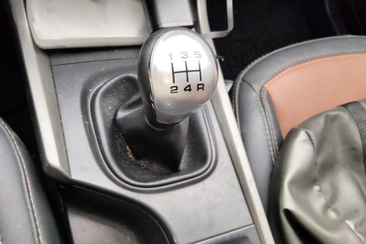 Used Haima S5 2014 1.6L Manual ZhiLe Model Gear Lever