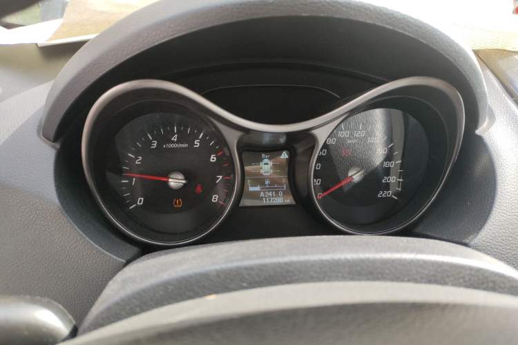 Used Haima S5 2014 1.6L Manual ZhiZun Version Instrument Cluster