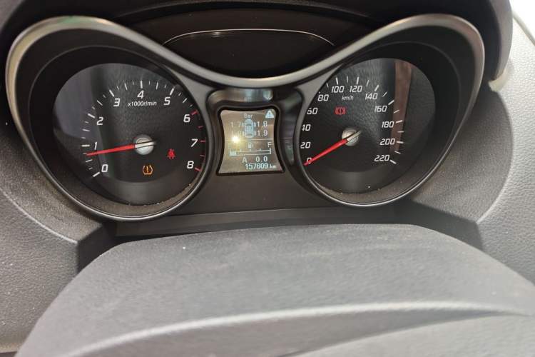 Used Haima S5 2014 1.6L Manual ZhiZun Version Instrument Cluster