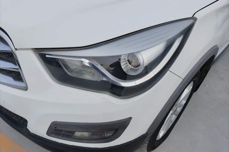 Used Haima S5 2014 1.6L Manual ZhiZun Version Left Front Headlight