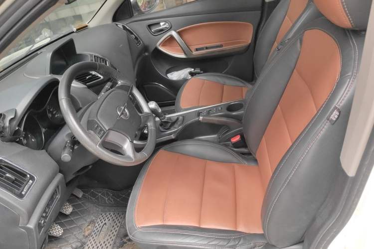 Used Haima S5 2014 1.6L Manual ZhiZun Version Left Front Seat