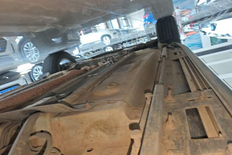 Used Haima S5 2014 1.6L Manual ZhiXuan Model Left Side Sill