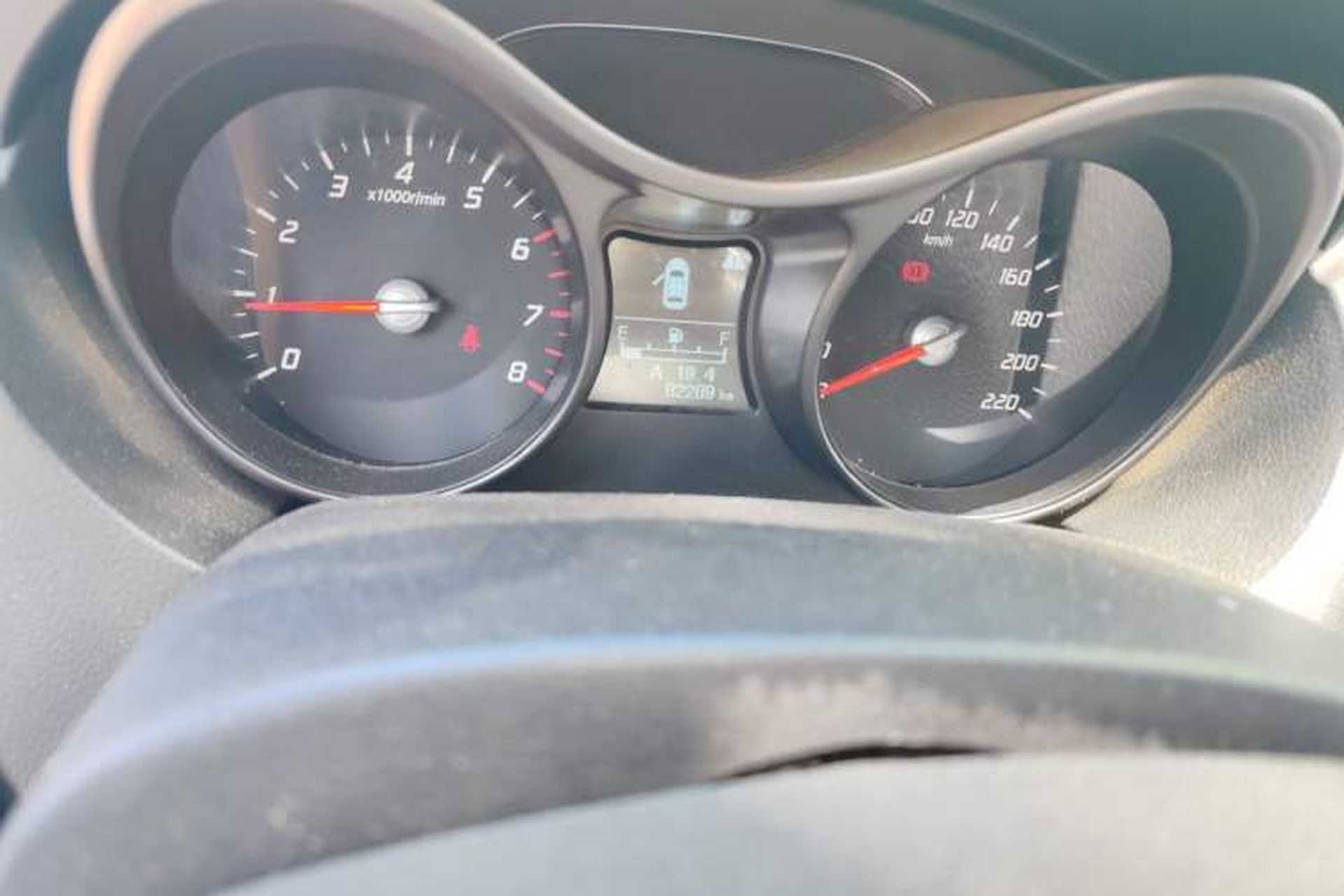 Used Haima S5 2014 1.6L Manual ZhiZun Version Odometer Close Up