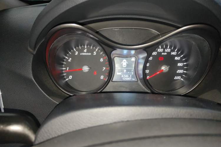 Used Haima S5 2014 1.6L Manual ZhiCheng Model Odometer Close Up