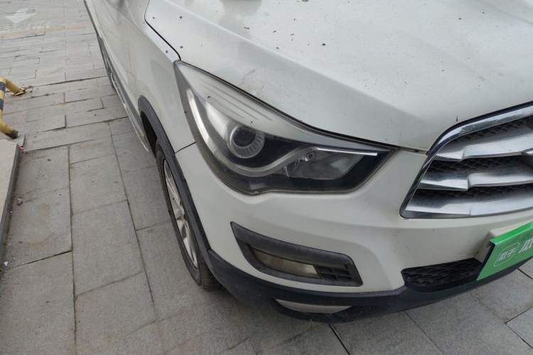 Used Haima S5 2014 1.6L Manual ZhiZun Version Right Front Headlight
