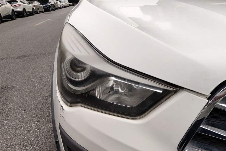 Used Haima S5 2014 1.6L Manual ZhiLe Model Right Front Headlight