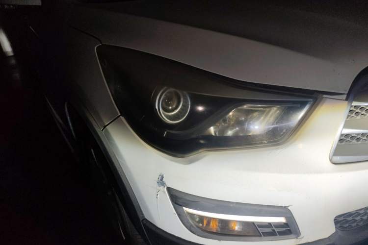Used Haima S5 2014 1.6L Manual ZhiZun Version Right Front Headlight