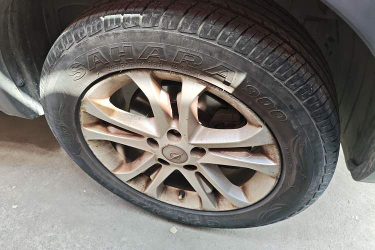 Used Haima S5 2014 1.6L Manual ZhiZun Version Right Front Wheel Hub