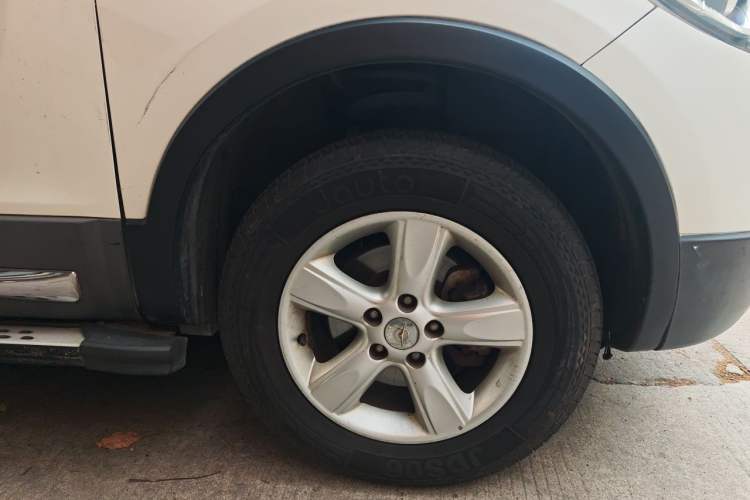 Used Haima S5 2014 1.6L Manual ZhiLe Model Right Front Wheel Hub
