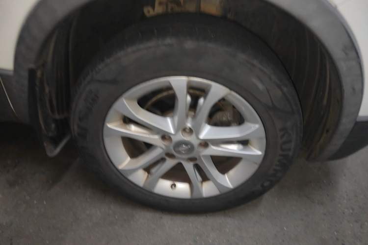 Used Haima S5 2014 1.6L Manual ZhiCheng Model Right Front Wheel Hub