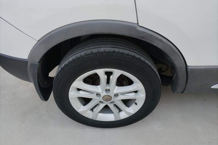 Used Haima S5 2014 1.6L Manual ZhiZun Version Right Rear Wheel Hub