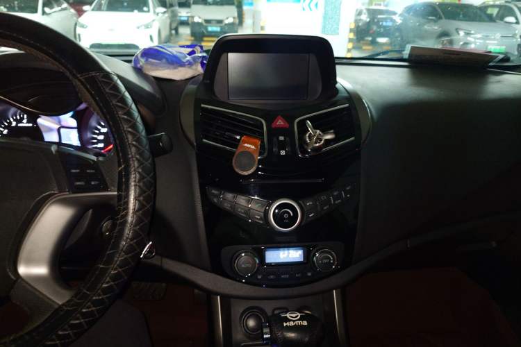 Used Haima S5 2015 1.5T CVT Luxury Sport Edition Audio And AC Panel