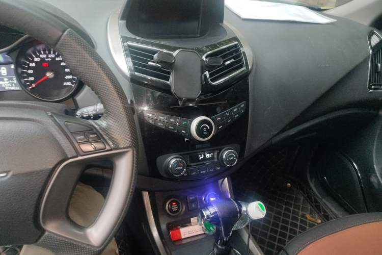 Used Haima S5 2015 1.5T CVT Flagship Model Audio And AC Panel