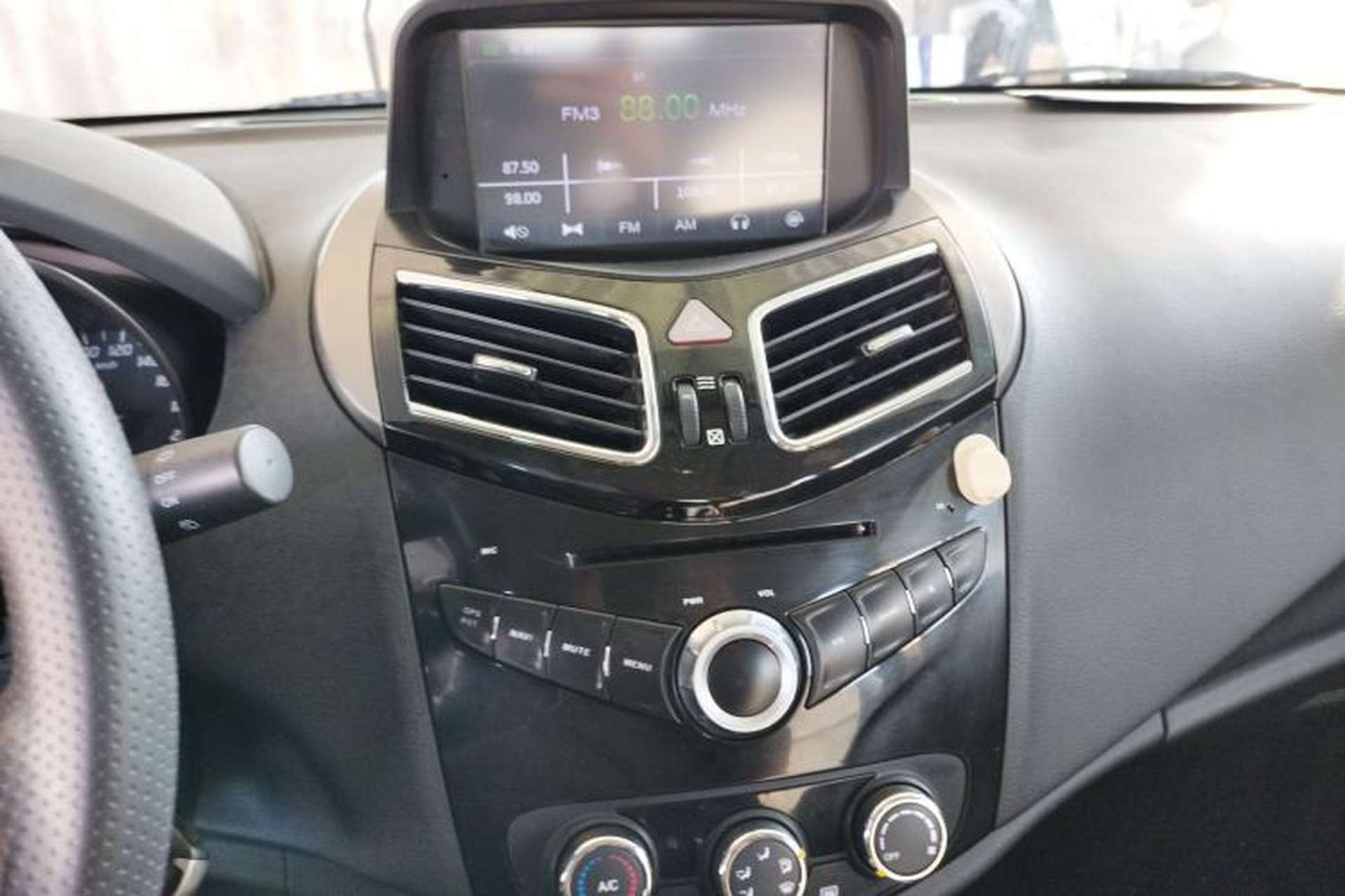 Used Haima S5 2015 1.6L Manual Comfort Model Audio And AC Panel